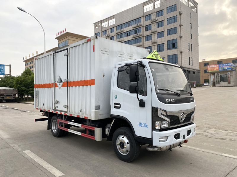 雜項(xiàng)危險物品廂式運(yùn)輸車，廂式運(yùn)輸車，楚勝汽車集團(tuán)